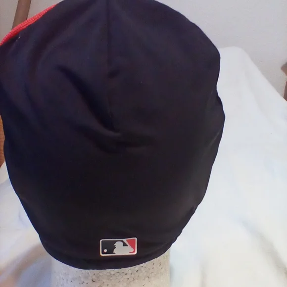 San Francisco Beanie - Picture 2 of 4